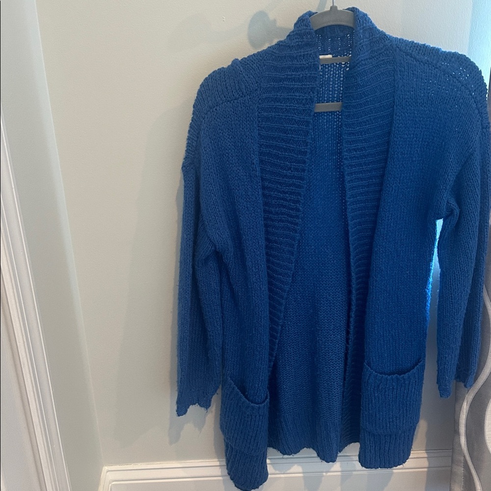 BP Vibrant Blue Knit Sweater